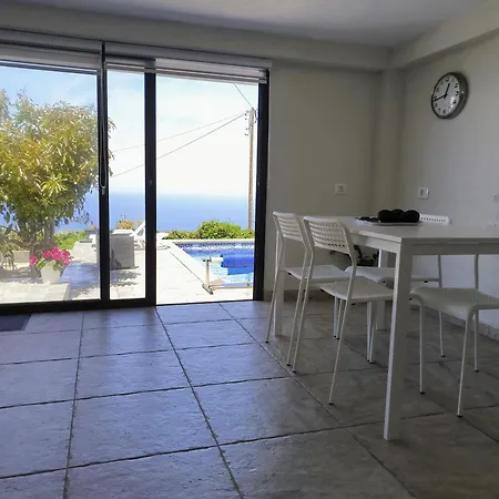 Guayonje Costa * Santa Cruz de Tenerife